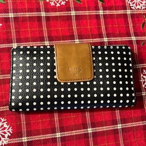 Super cute Fossil wallet, pre-owned